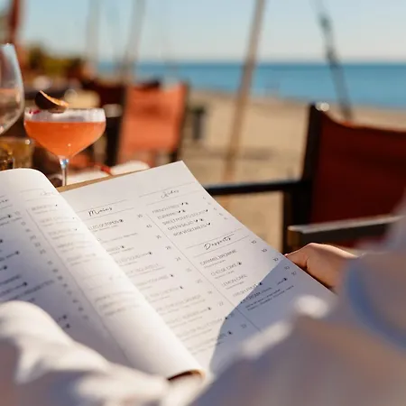 Coastal Apartment, With Swimming Pools And Close To The Beach, In The Tourist Bahia De 公寓 马尔韦利亚