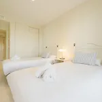 Coastal Apartment, With Swimming Pools And Close To The Beach, In The Tourist Bahia De Appartement Marbellac