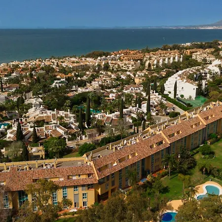 Coastal Apartment, With Swimming Pools And Close To The Beach, In The Tourist Bahia De Marbella