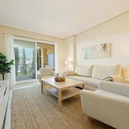 Lejlighed Coastal Apartment, With Swimming Pools And Close To The Beach, In The Tourist Bahia De Marbella