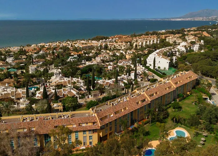 Coastal Apartment, With Swimming Pools And Close To The Beach, In The Tourist Bahia De Marbella