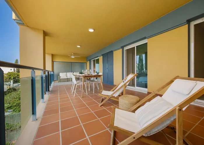 Coastal Apartment, With Swimming Pools And Close To The Beach, In The Tourist Bahia De Apartment *