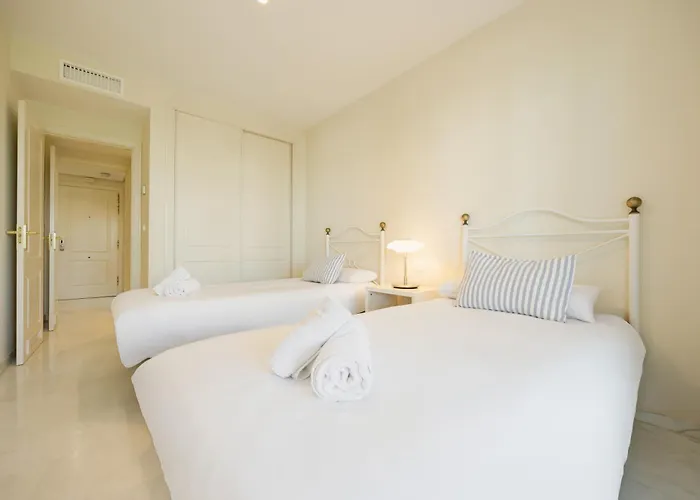 Coastal Apartment, With Swimming Pools And Close To The Beach, In The Tourist Bahia De Apartment Marbella