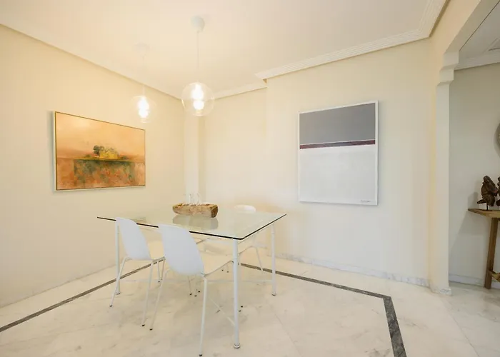 Coastal Apartment, With Swimming Pools And Close To The Beach, In The Tourist Bahia De * Марбелья