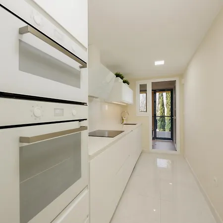 Coastal Apartment, With Swimming Pools And Close To The Beach, In The Tourist Bahia De * Marbella